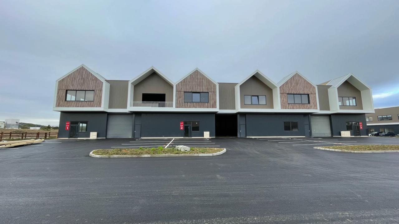 Local d'activité Flins-sur-Seine 886m² Vente local d'activité Flins-sur-Seine Yvelines OVACT2317160 1